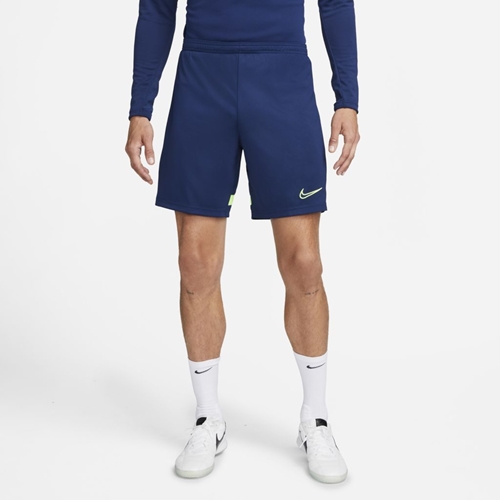 Nike dry academy deals 18 short