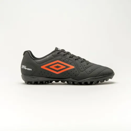 Chuteira Society Umbro Neo Striker